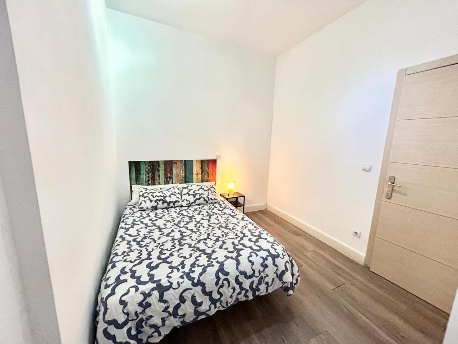 Madrid Rio Antonio Lopez A Apartment Exterior photo